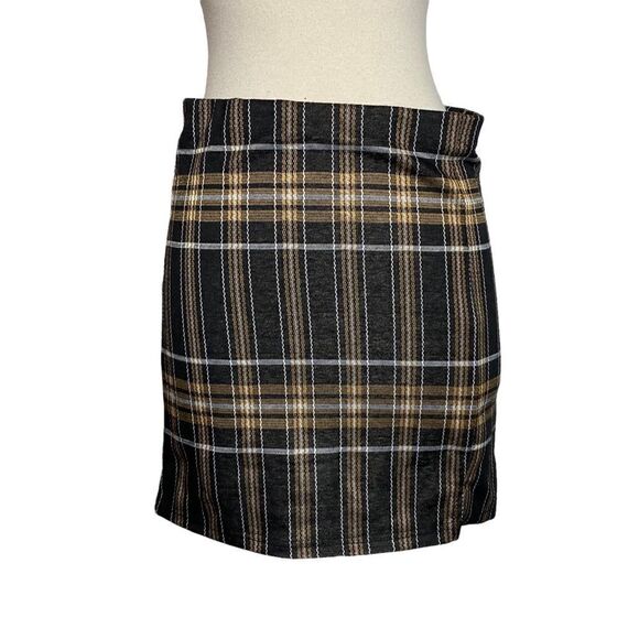 Hesperus Plaid Mini Skirt Size Medium Black Tan - Picture 1 of 8